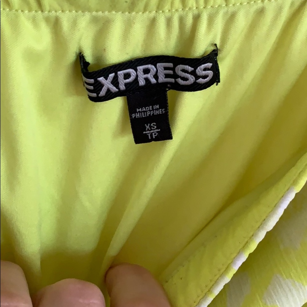 Express dress - Picture 3 of 3